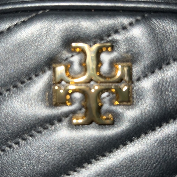 Tory Burch small camera bag 100% authentic - Picture 9 of 10